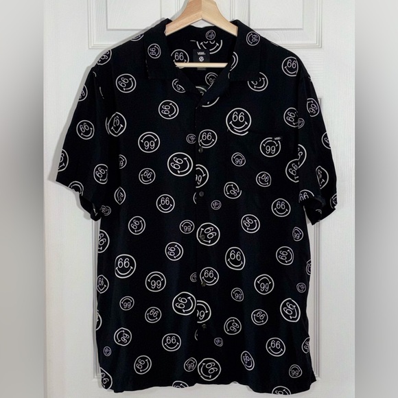 Vans Other - Vans Wilde Smiley 66 Print Button Up Shirt Mens Medium Black Viscose Skate Surf